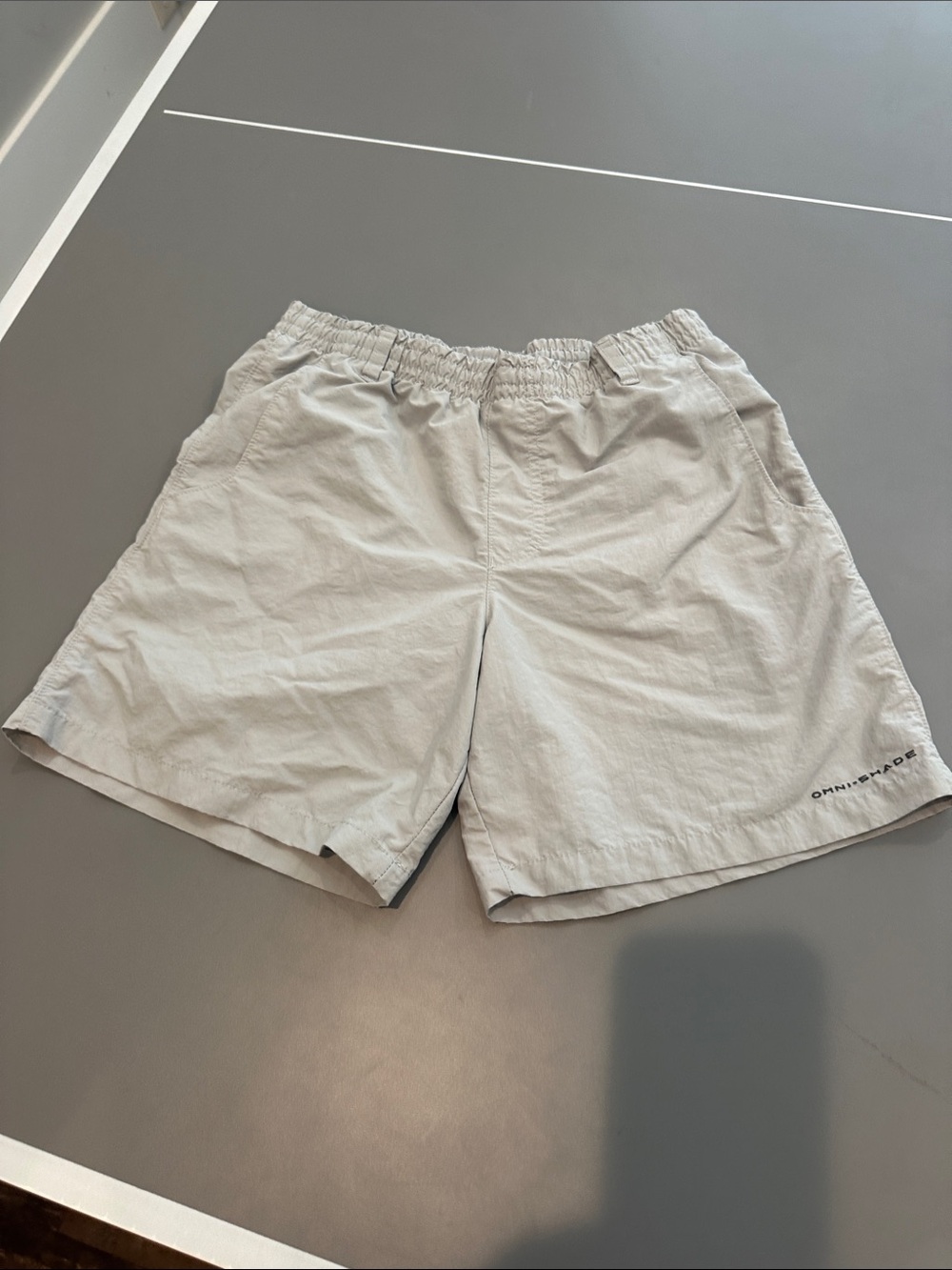 Columbia Boys PFG backcast Light Gray Shorts